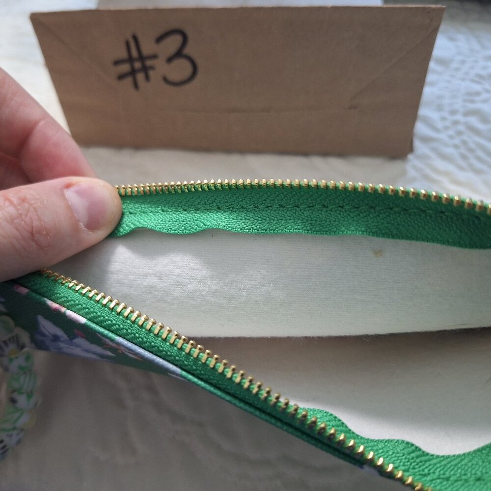 Wristlet Fun!! SEE DESCRIPITION - Picture 7 of 15
